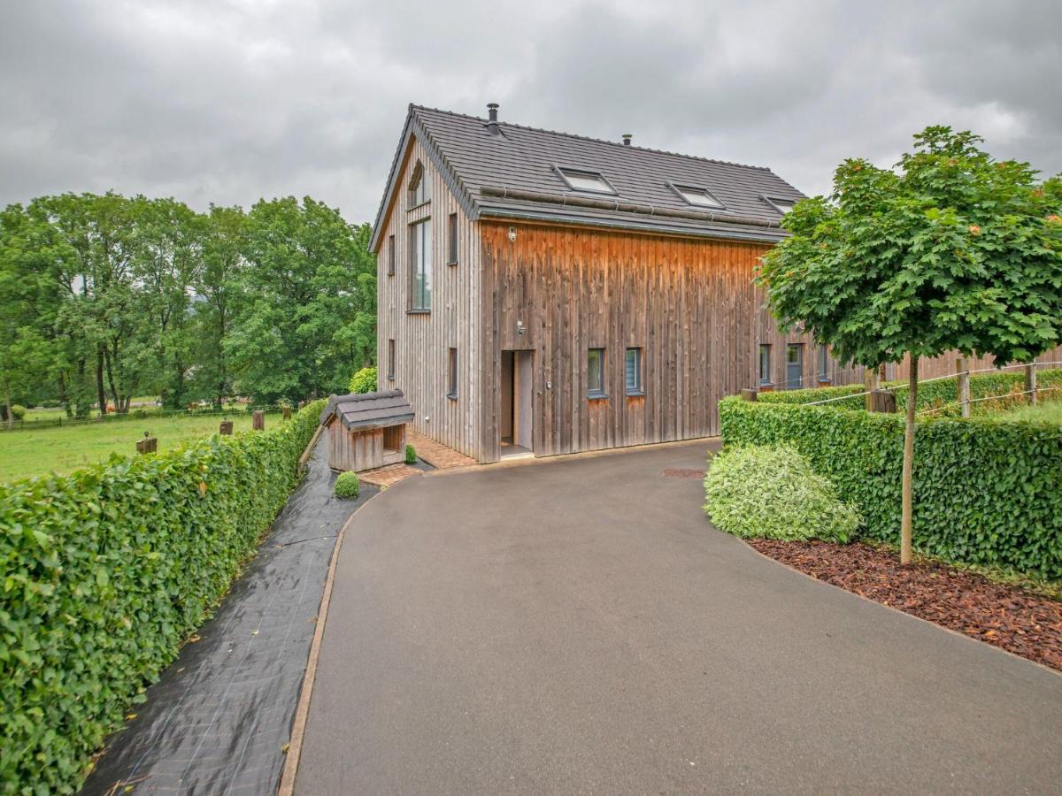 Charming Holiday Home In Stavelot With A Garden Exterior photo